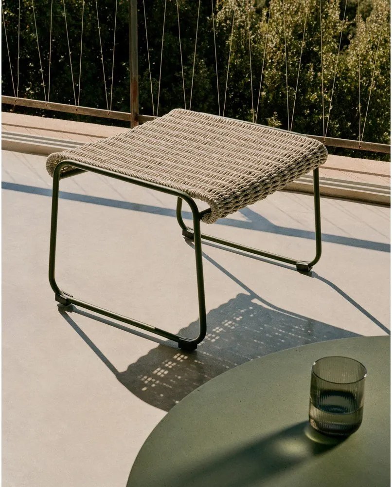 Szürkészöld kerti puff Maurina – Kave Home