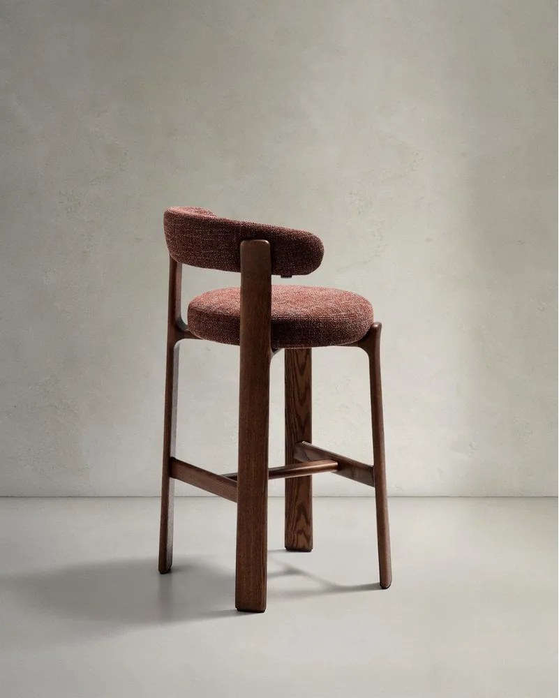 Barna-sötét natúr színű kőrisfa bárszék (ülésmagasság 75 cm) Granite – Kave Home