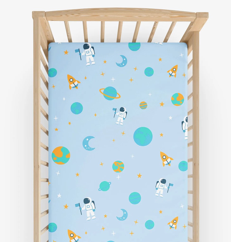 Goldea gyermek körgumis pamut lepedő kiságyba - űrhajósok az űrben 60 x 120 cm
