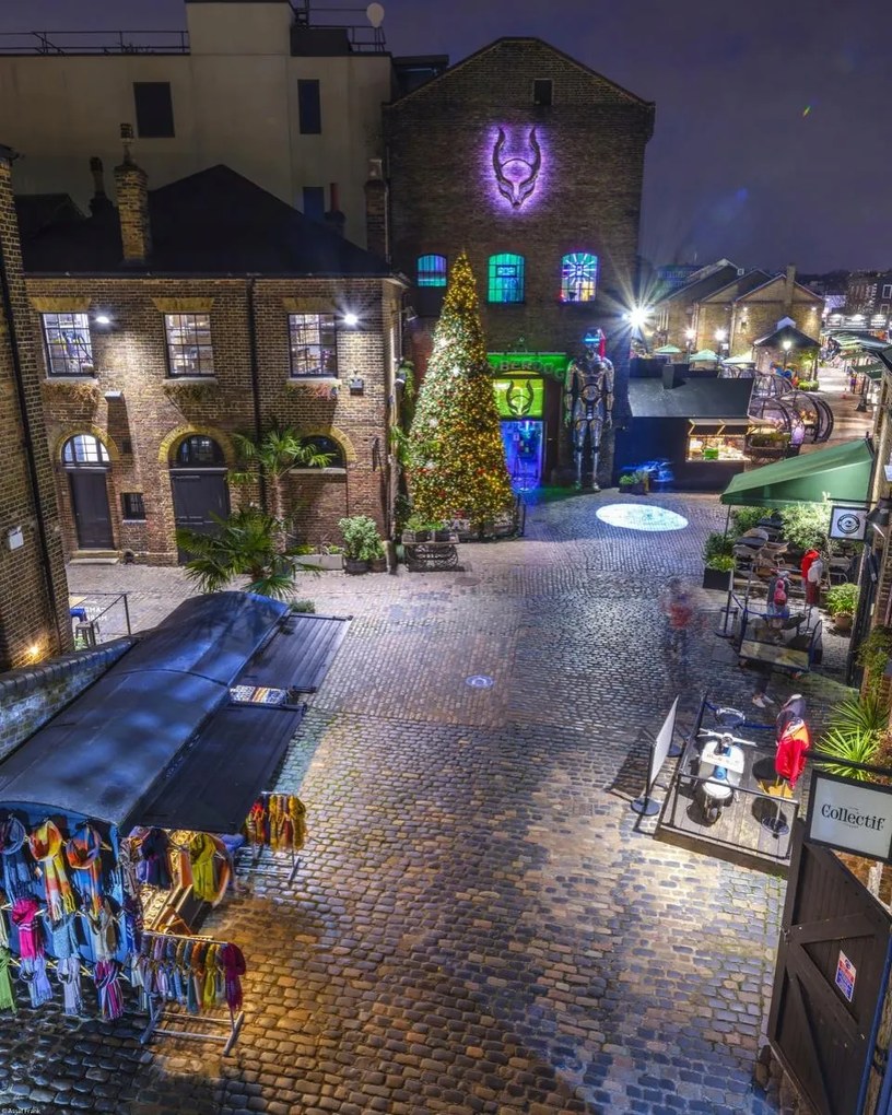 Poszter 40x50cm Camden piac éjszaka, Assaf Frank