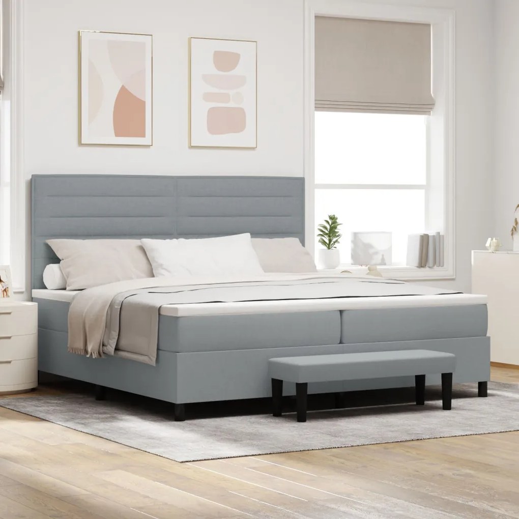 Boxspring ágy matraccal és paddal