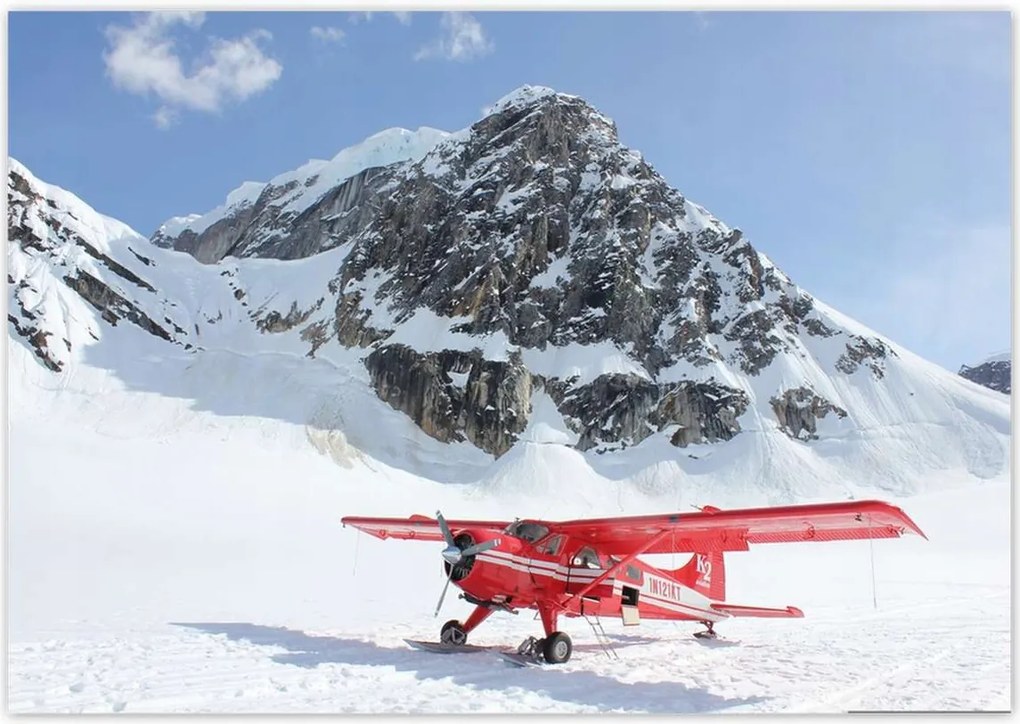 Poszterek 100x70 Piros repülőgép a hegyekben