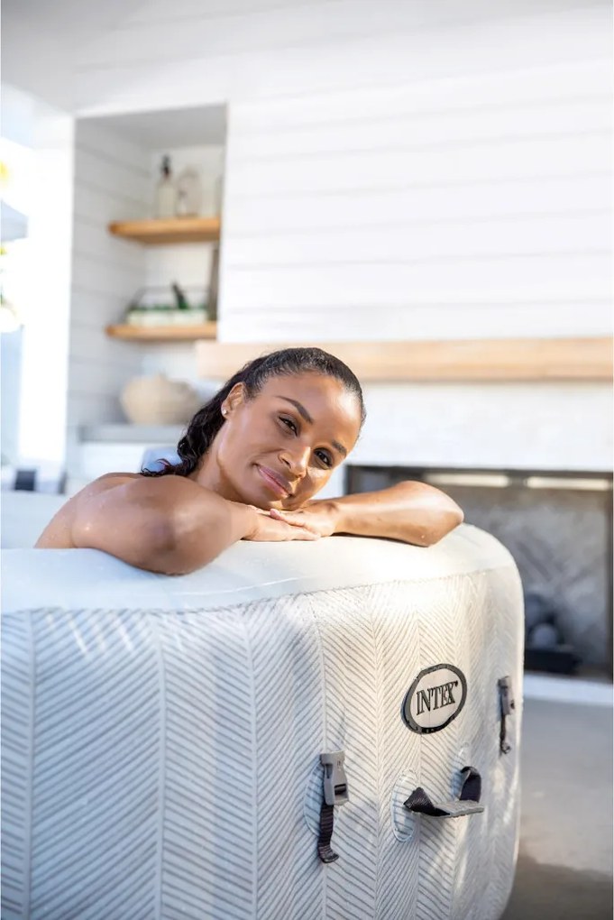 Jacuzzi, INTEX Chevron Deluxe Square S2, 175 x 175 x 71 cm, chevron mintás, 4 személyes, 140 buborékfúvókás, sósvizes rendszer, mobilalkalmazás vezérlés (28446)