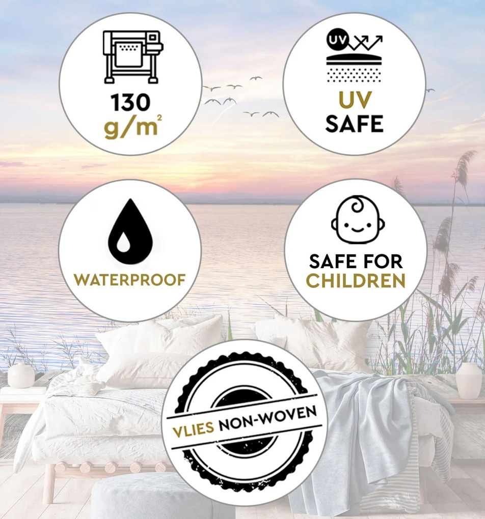 Gario Fotótapéta Rózsaszín égbolt a víz felett Anyag: Vlies, Méret: 300 x 300 cm