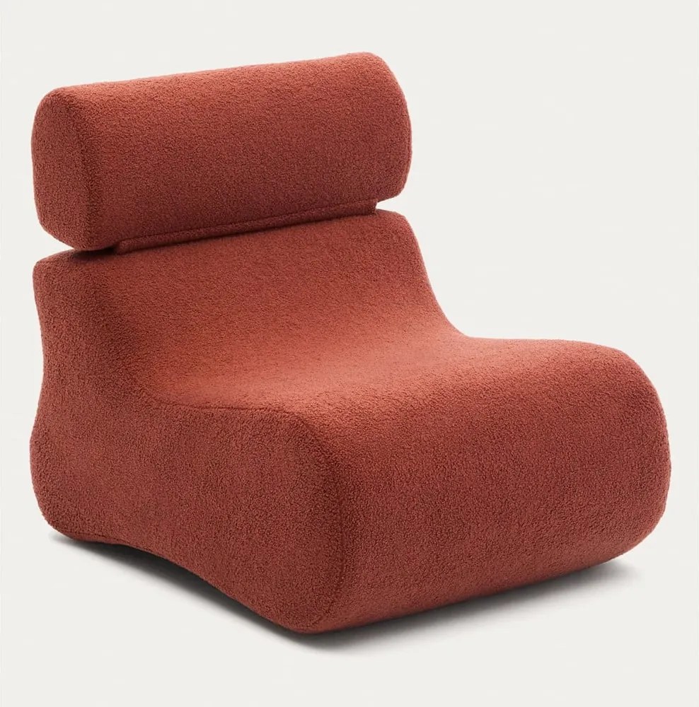 Terrakotta színű buklé fotel Club – Kave Home