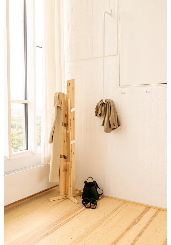 Natúr színű borovi fenyő fogas 60x186 cm Keeper – Karup Design