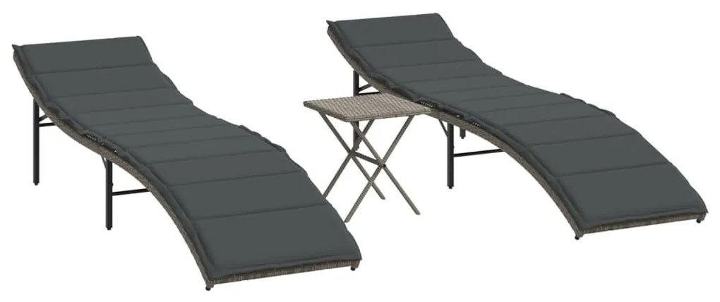 2 db szürke polyrattan napozóágy asztallal