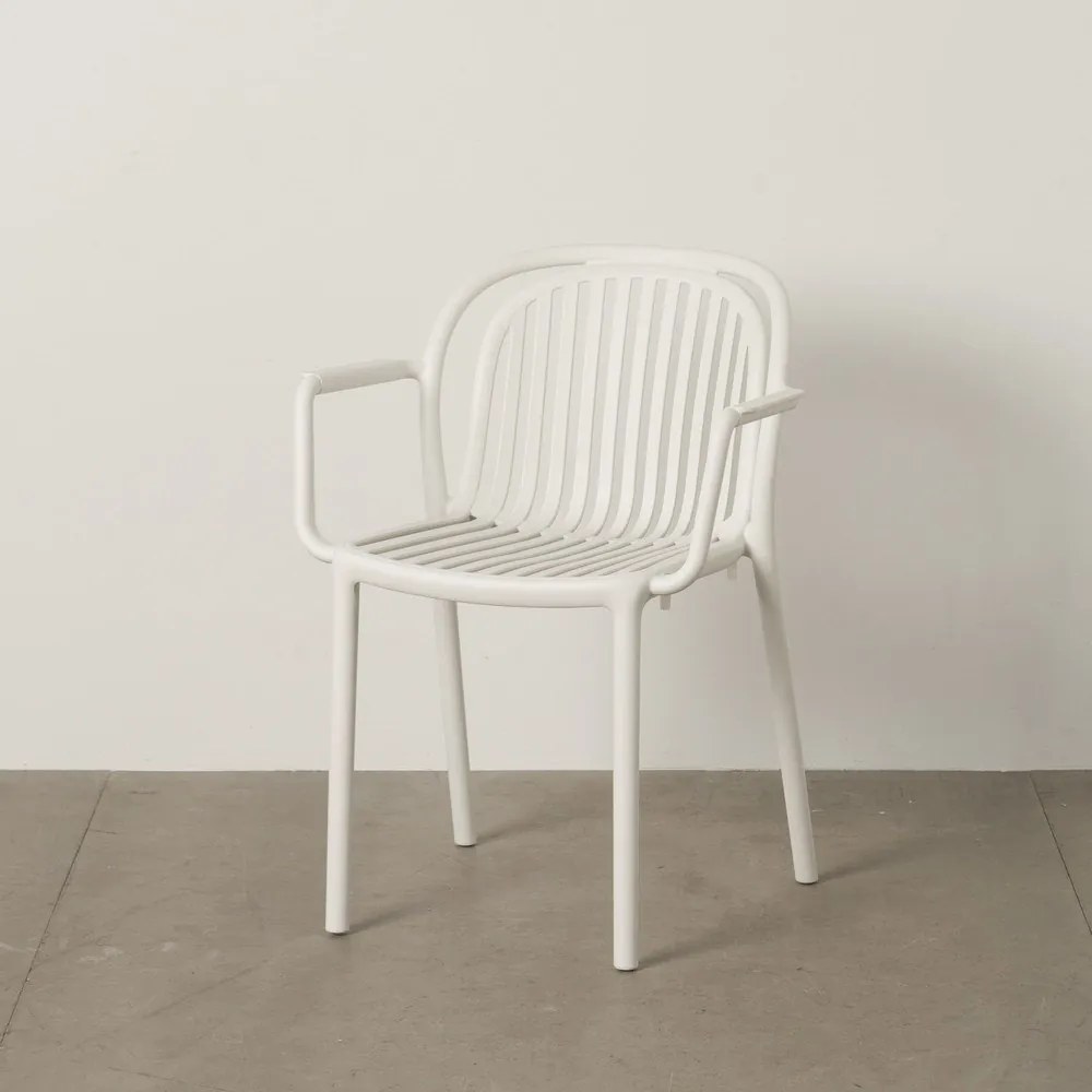 Fehér műanyag étkezőszék Alia – Ixia