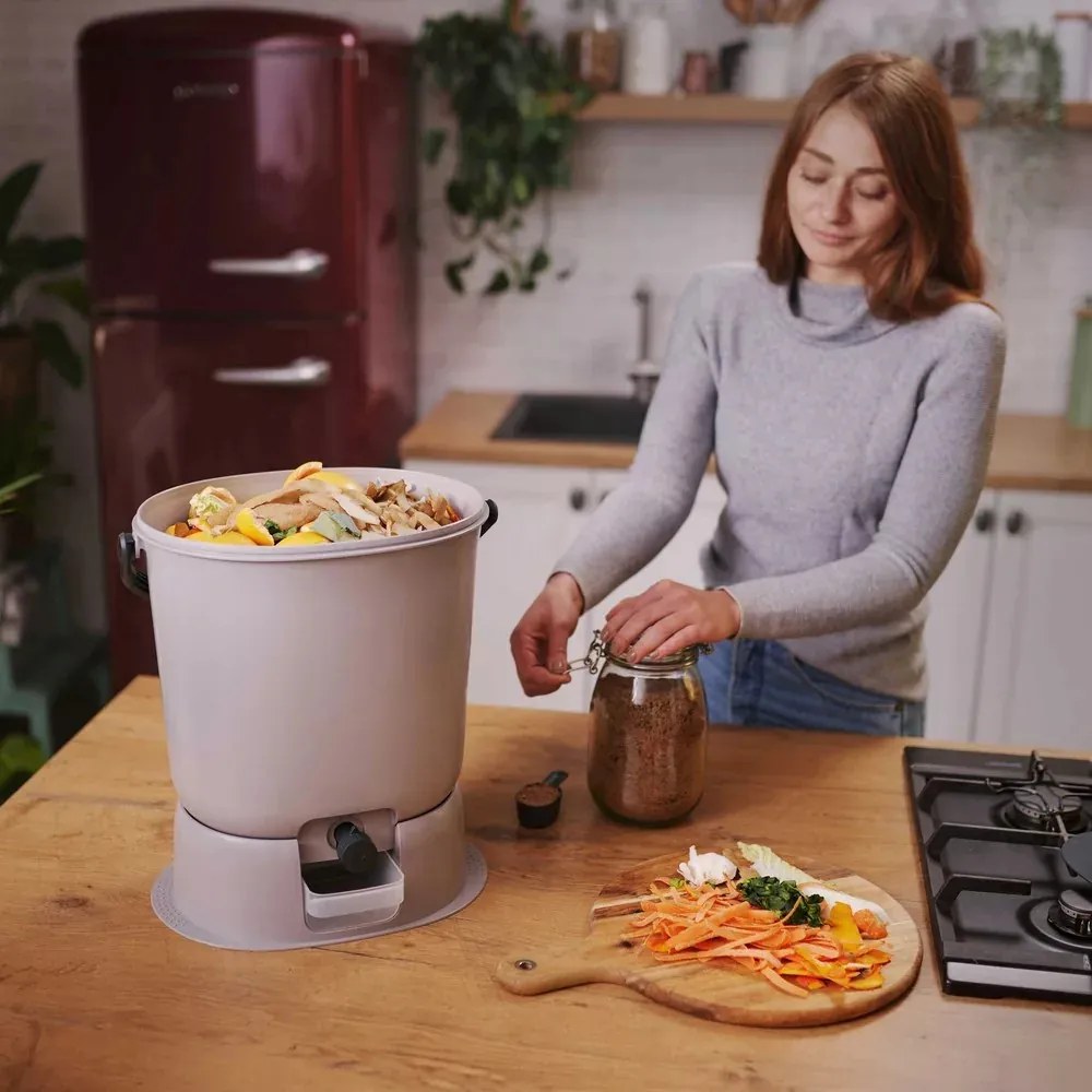 Bokashi Organko Essential Konyhai komposztáló - szürke (1 db vödör + 1kg starter)