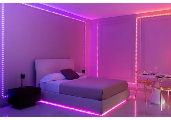 Twinkly TWD060STP-T - RGB LED fényerőszabályozható DOTS fényfüzér 60 LED 7 m USB Wi-Fi