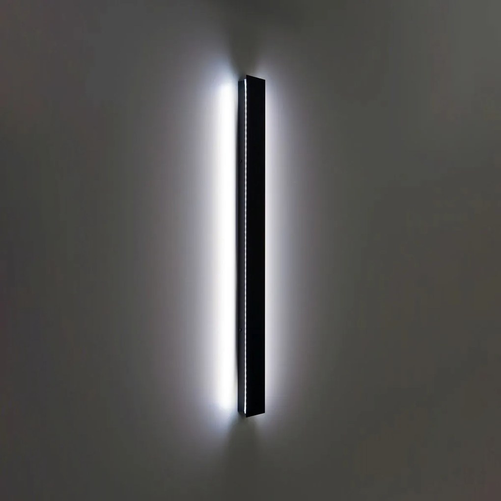 Italux Modern Kültéri LED lámpa Mutti Fekete ITXOWL-2051-06-4K IP54