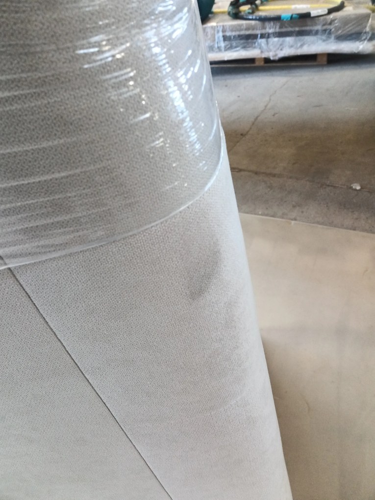 AKCIÓ Kihúzható U alakú ülőgarnitúra VENORIA 285x146 cm, krémszínű + 2 díszpárna INGYEN II. osztály