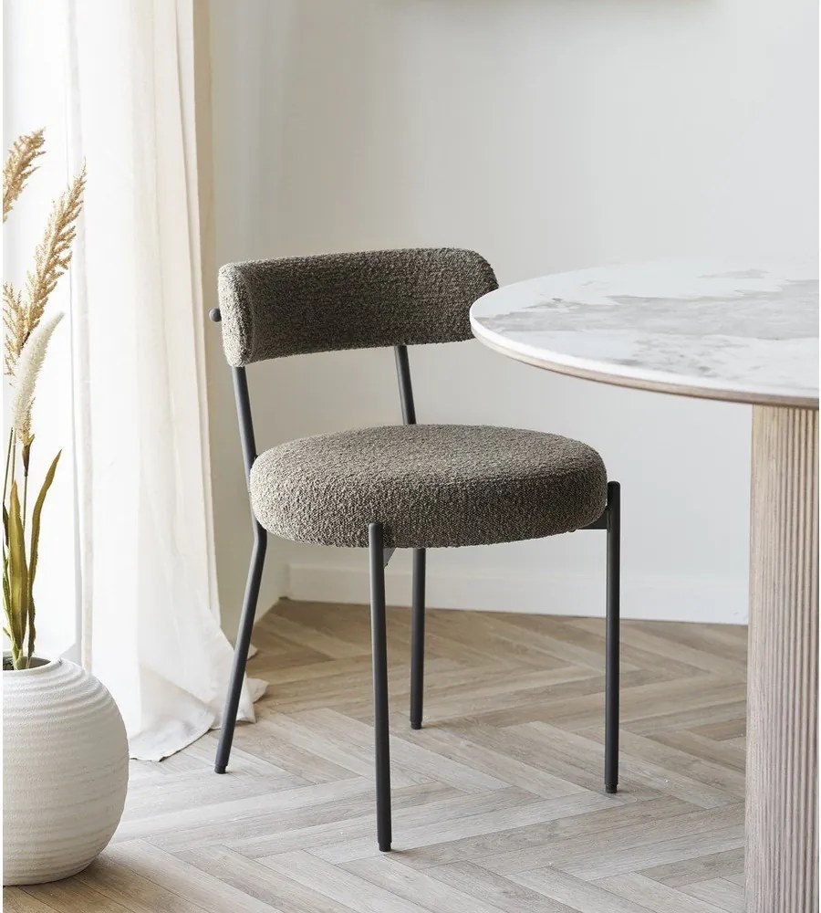 Barna kárpitozott étkezőszék Badalona – House Nordic