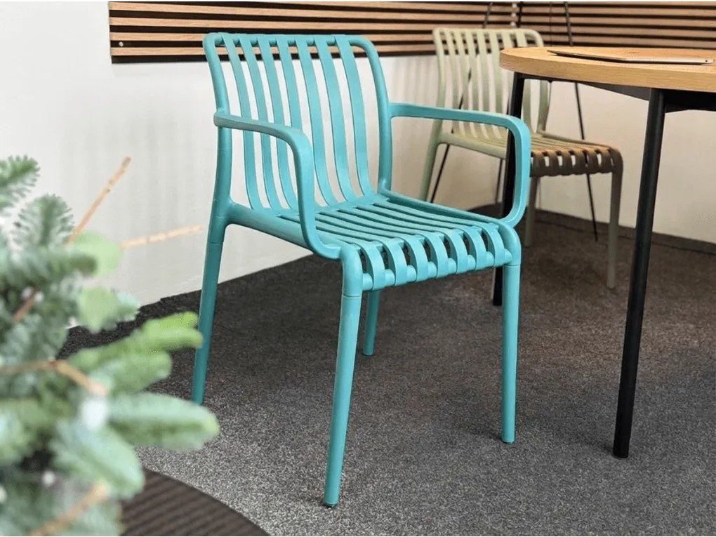 Műanyag szék TREGO karfával, antracit színű