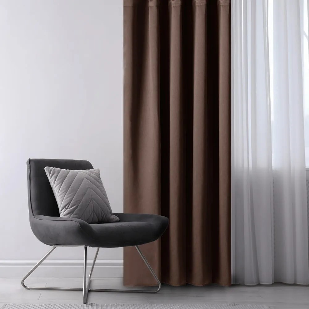 Barna dimout (részleges sötétítő) függöny 140x175 cm Kierra – Restilo