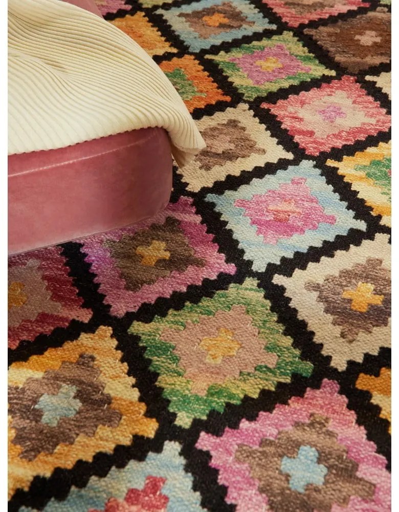 Kétoldalas kézi szövésű gyapjú szőnyeg 160x230 cm Kamal Zara – Nouristan