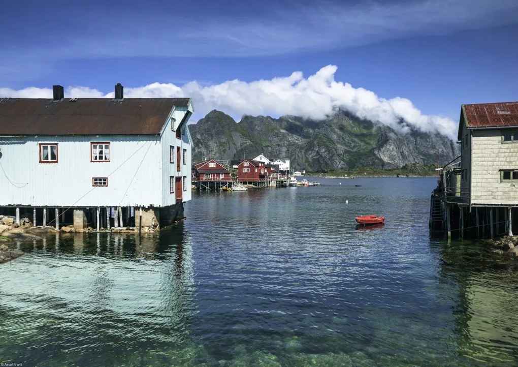 Poszter 42x29,7cm Halászfalu a vízparton, Assaf Frank