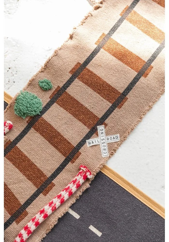 Játékpálya Ride &amp; Roll Train – Lorena Canals