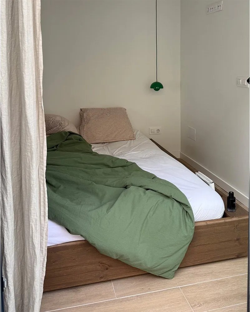 Barna borovi fenyő franciaágy ágyráccsal 180x200 cm Ziggy – Karup Design