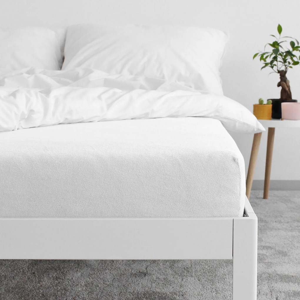 Goldea gumis nem áteresztő frottír lepedő - fehér 80 x 200 cm