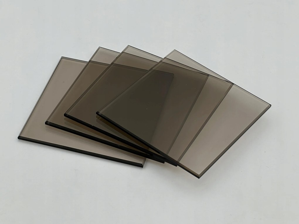 Üveg 8mm-es méretben, barna, füstölt, edzett, univerzális, antisol