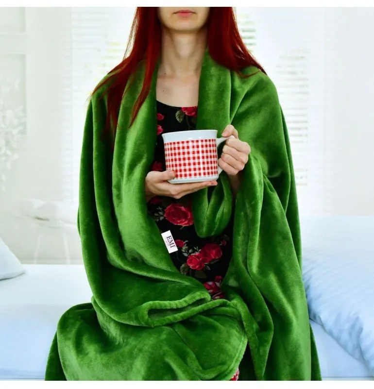 EMI zöld színű mikroszálas takaró 150 x 200 cm