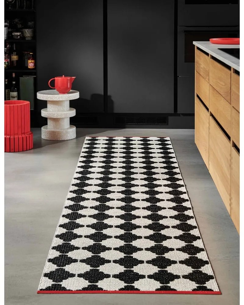 Fekete-fehér kültéri-beltéri futószőnyeg 70x300 cm Marre Black Coral – Pappelina