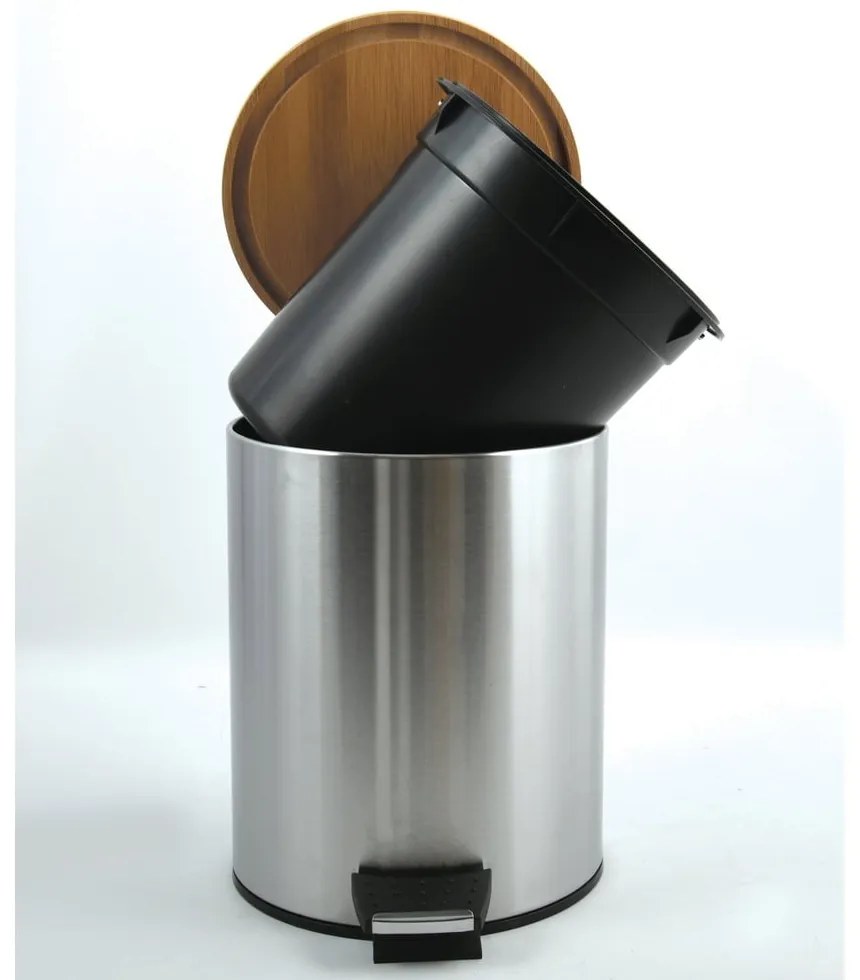 Matt ezüstszínű acél pedálos szemetes 3 l Adonis – Spirella