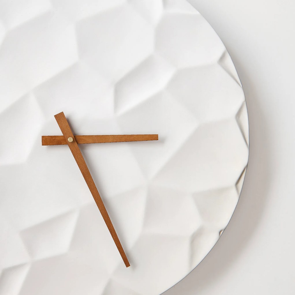 ODLITO Beton falióra Holdkráter – fehér – 50 cm – barna mutatók