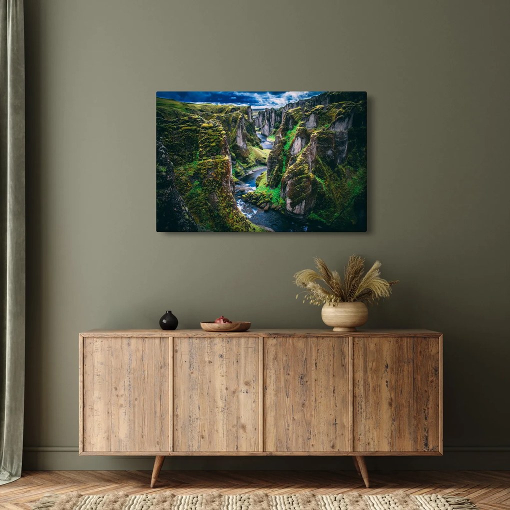 Kép - Folyó a sziklás völgyben (90x60 cm)
