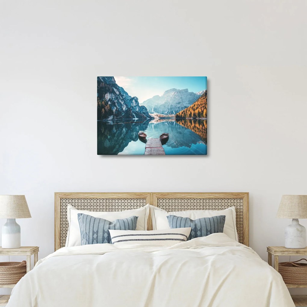 Kép - Csónakok a Braies-tónál (70x50 cm)