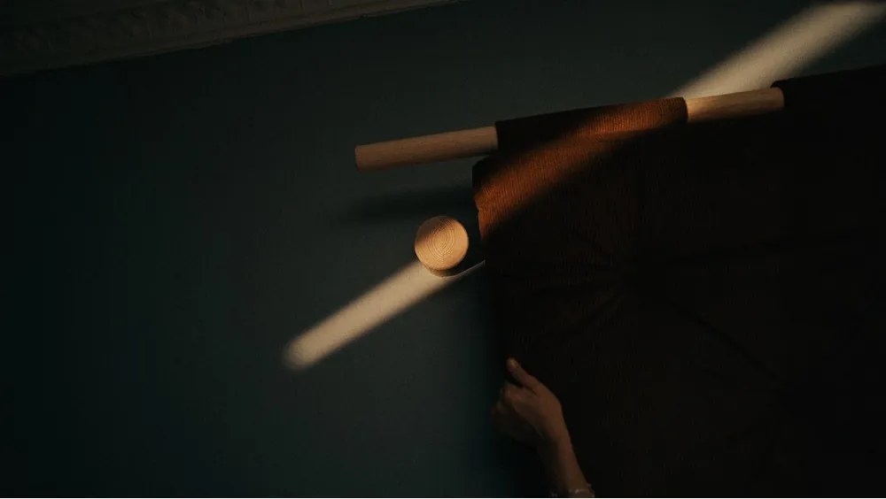 Natúr színű len fotel Hooked – Karup Design