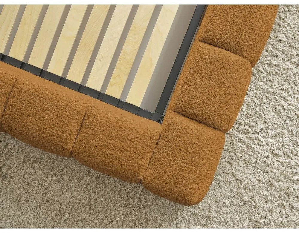 Mustársárga kárpitozott ágyneműtartós franciaágy ágyráccsal 180x200 cm Mont Blanc – Bobochic Paris