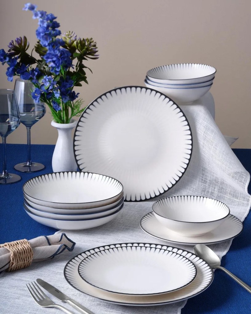 24 részes porcelán étkészlet