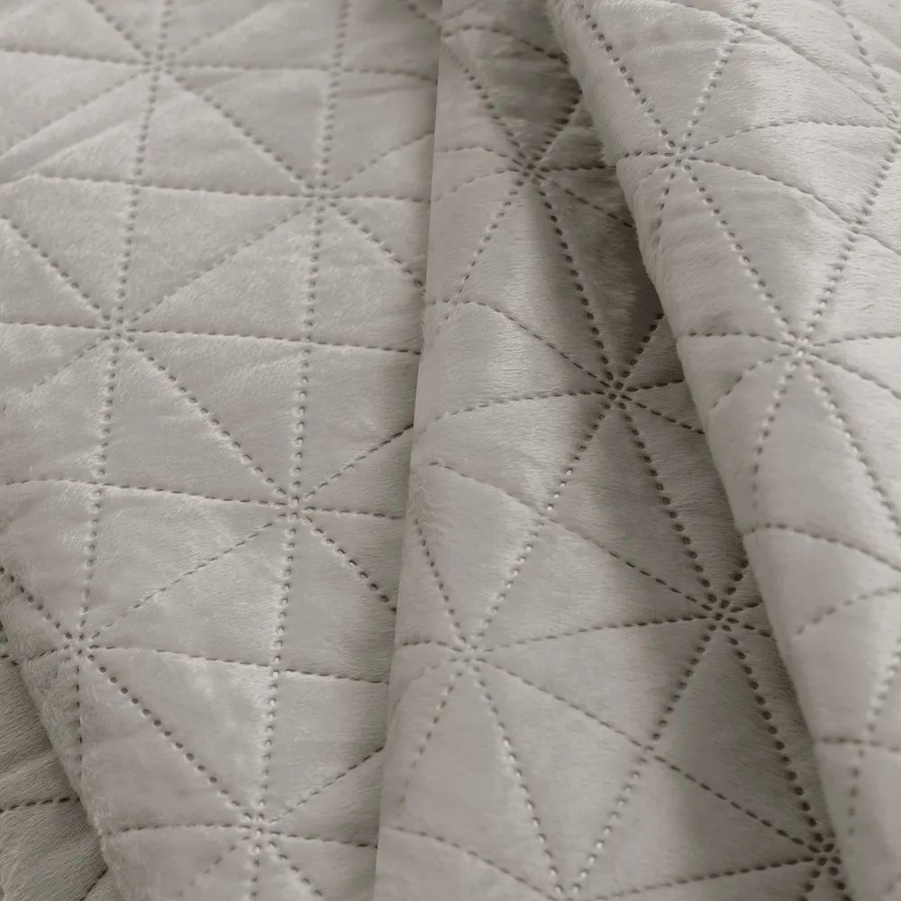 Szürkésbézs bársony steppelt ágytakaró 170x210 cm Laila – Restilo