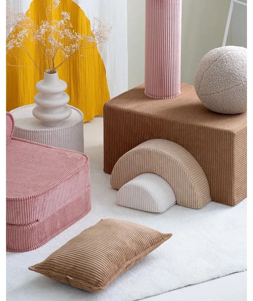 Barna kordbársony párna gyerek kanapéhoz Bolster – Wigiwama