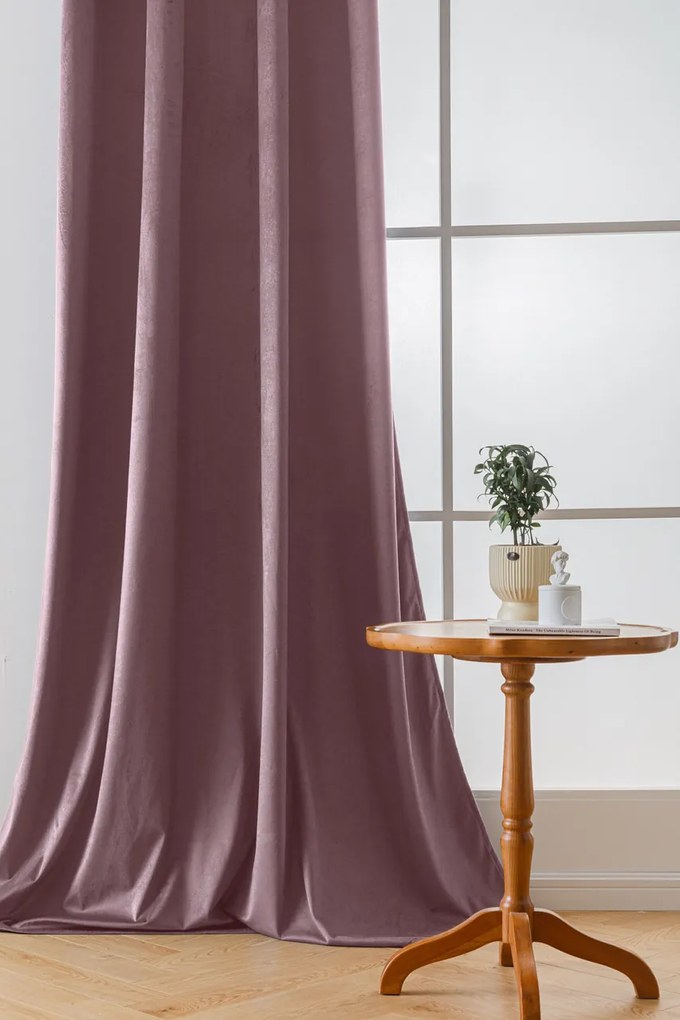 Világoslila VELVET sötétítő függöny 140x270 cm Felfüggesztés: Hullámos sínszalag