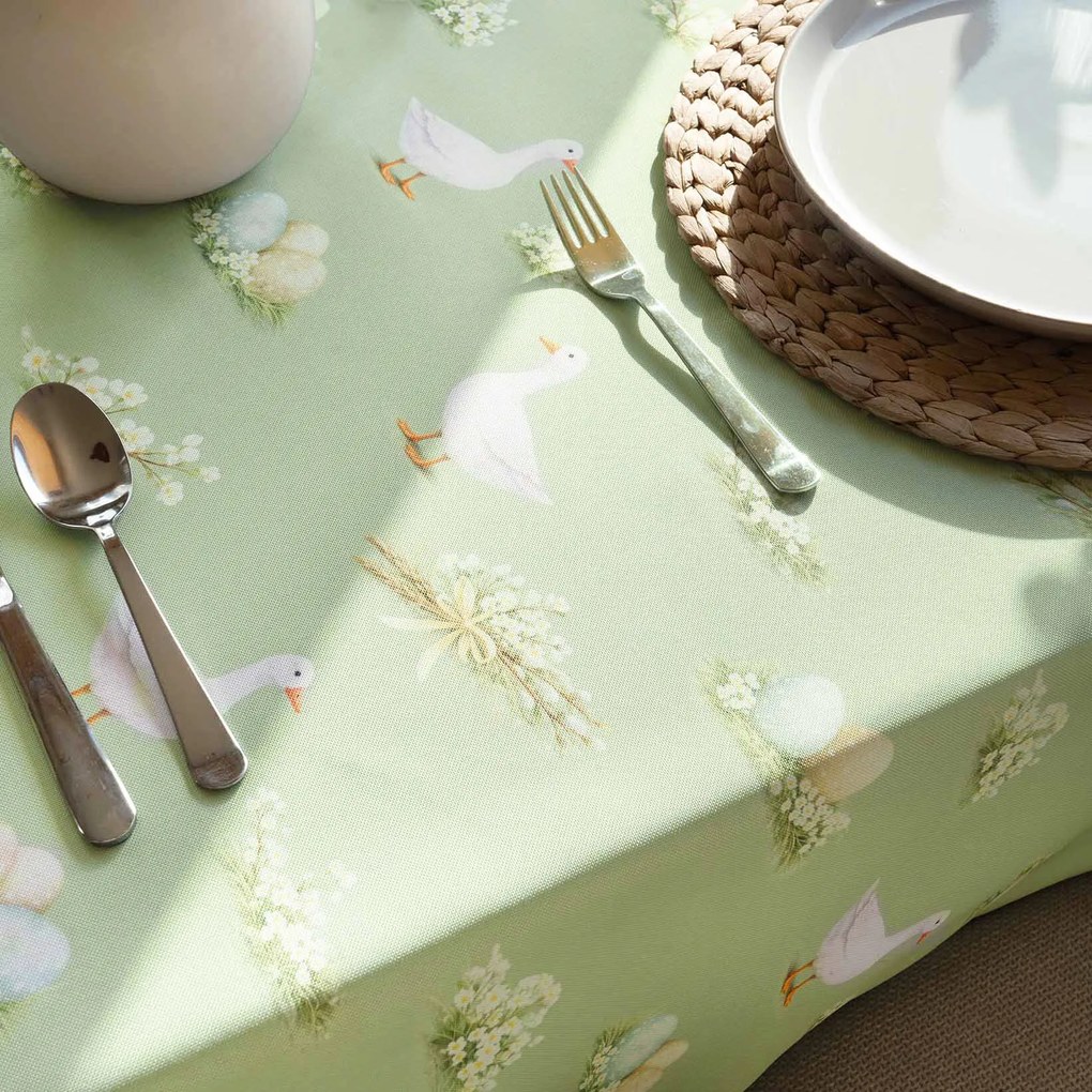 Goldea húsvéti szögletes teflonos asztalterítő - libák és húsvéti tojások 80 x 80 cm