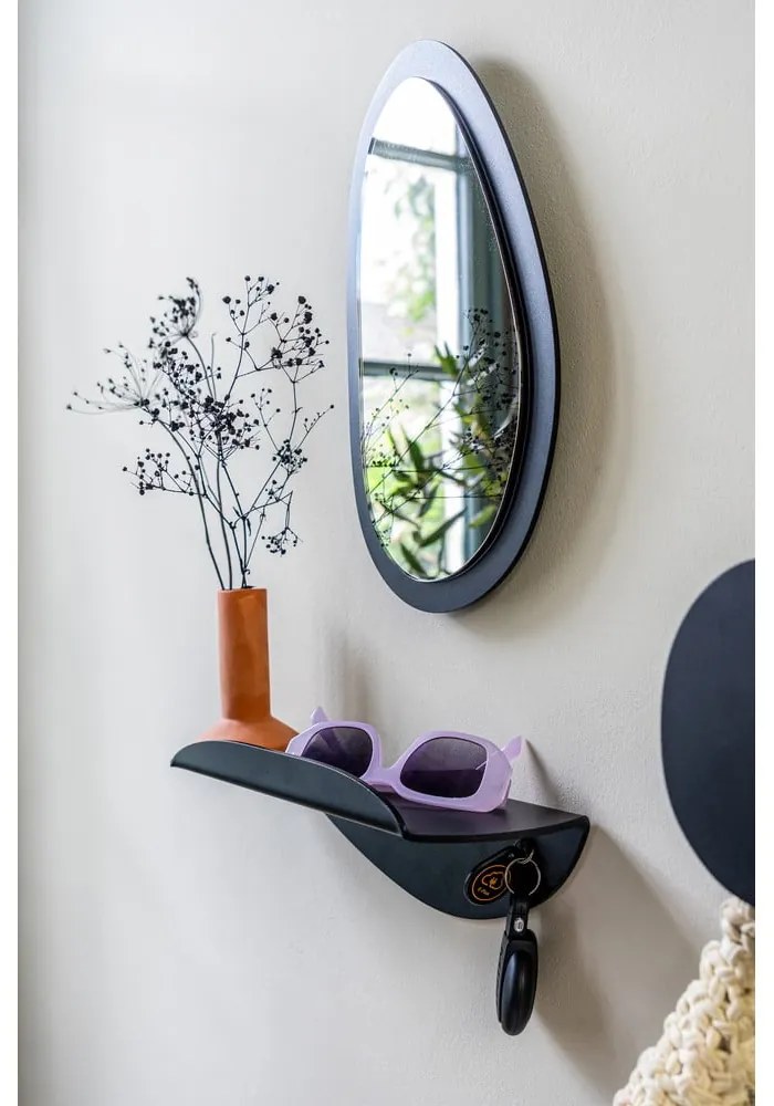 Fekete fém fali polc 34 cm Pipa – Spinder Design