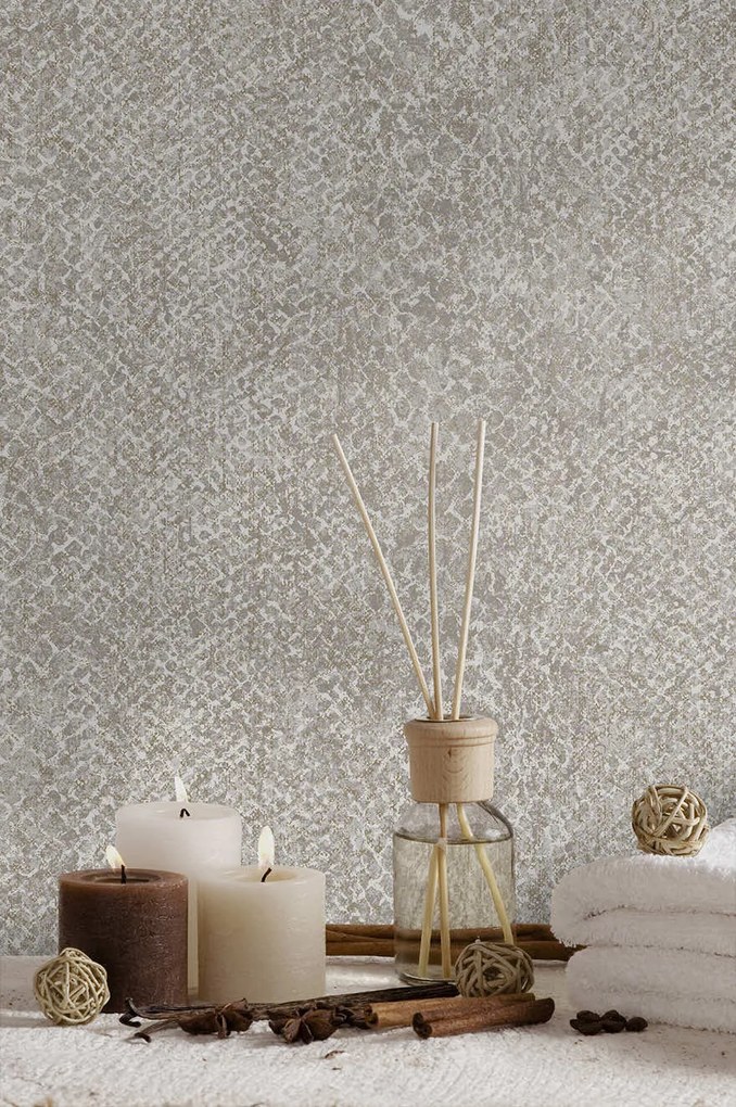 Holden Decor Essence Boa szürke kígyóbőr mintás fémhatású vlies tapéta – 66280