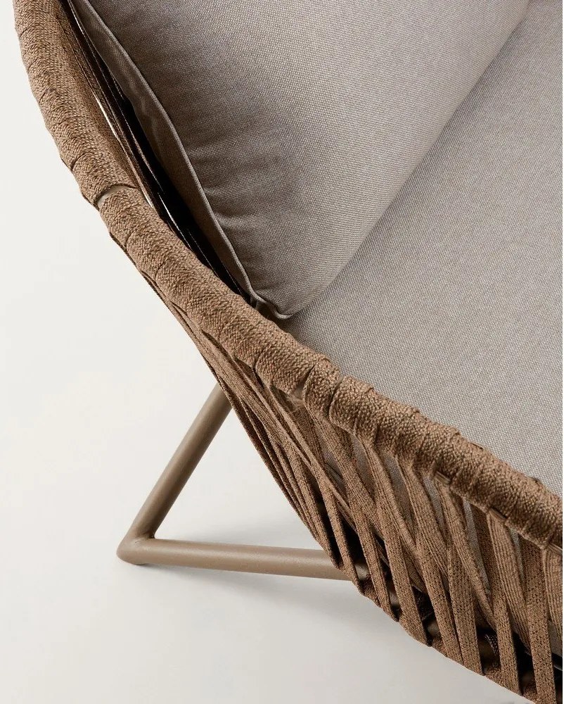 Világosszürke-barna fém kerti fotel Branzie – Kave Home