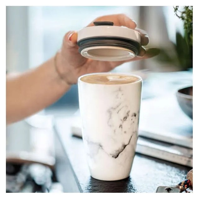 Like To Go szürke-fehér porcelán utazóbögre, 350 ml - Villeroy &amp; Boch