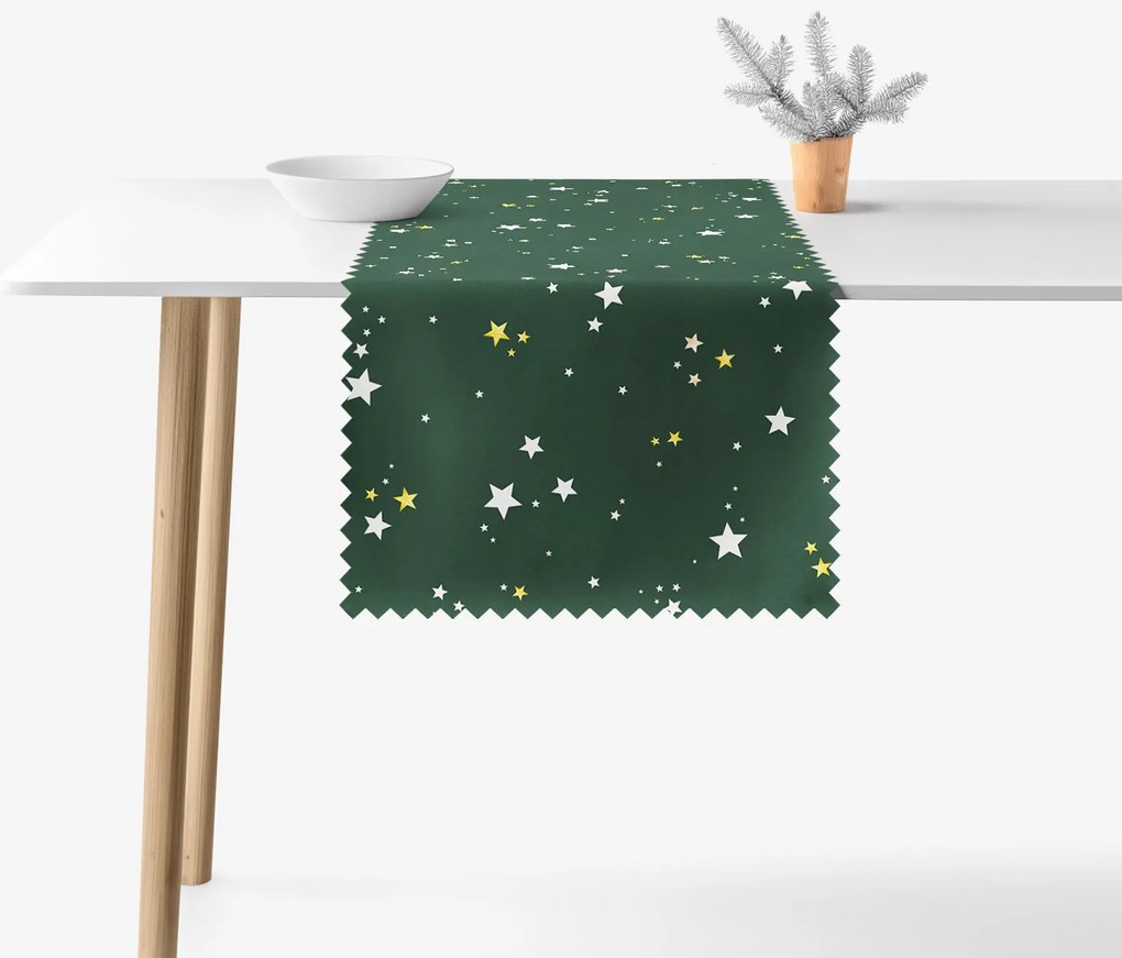 Goldea karácsonyi teflonbevonatú asztali futó - csillagok zöld alapon 20x120 cm