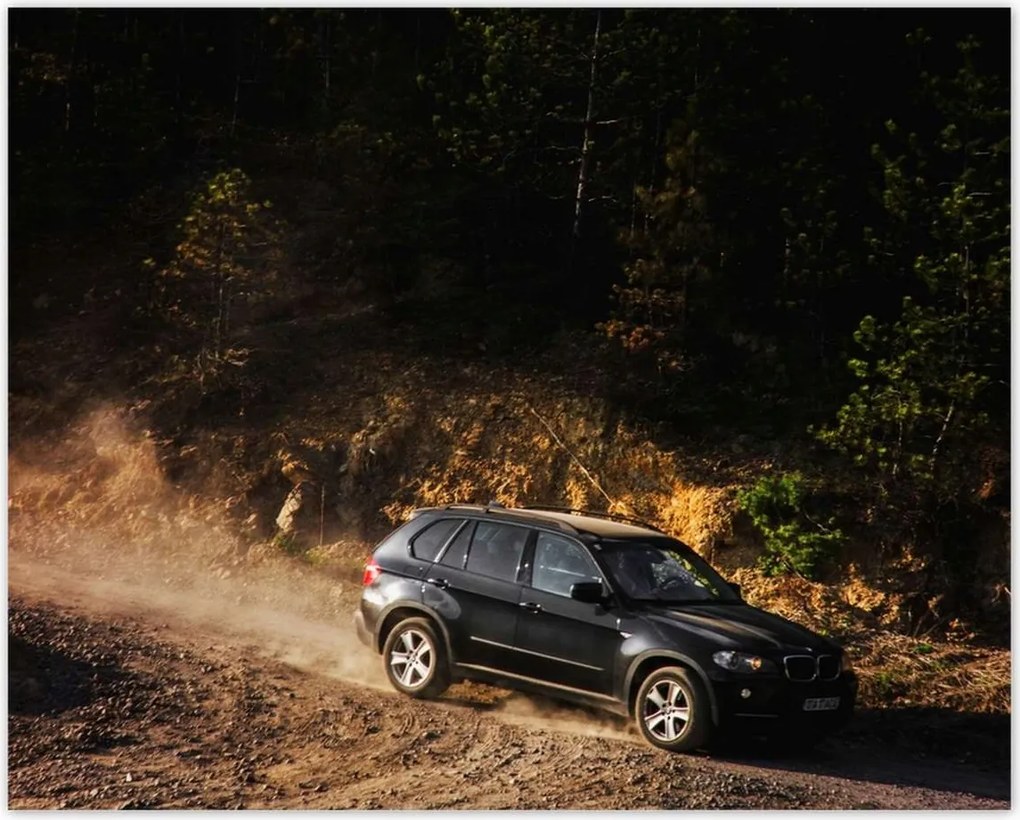 Poszterek 50x40 Fekete terepjáró Bmw