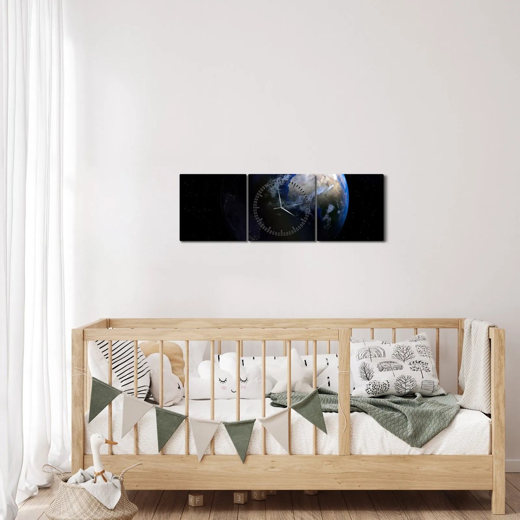Föld és a Hold képe (órával) (90x30 cm)