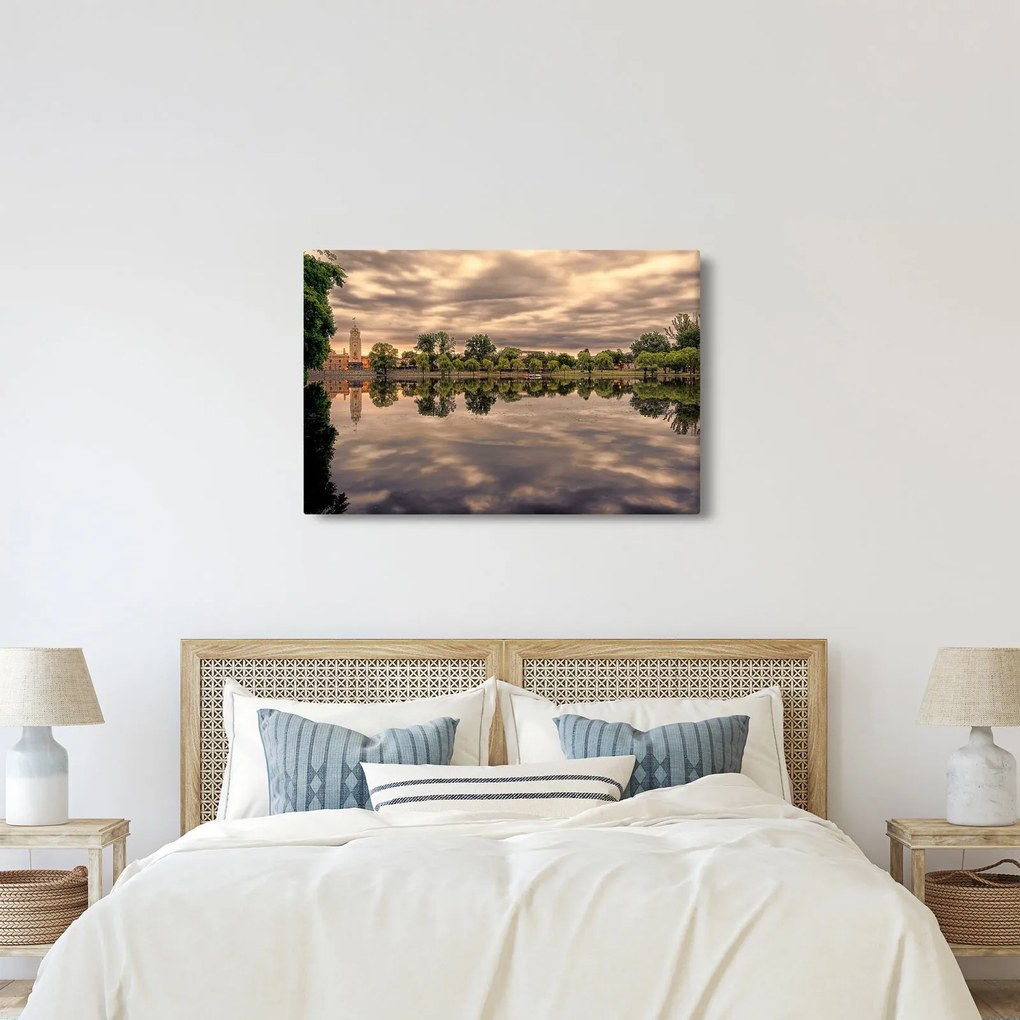 A tó és a fák képe (90x60 cm)