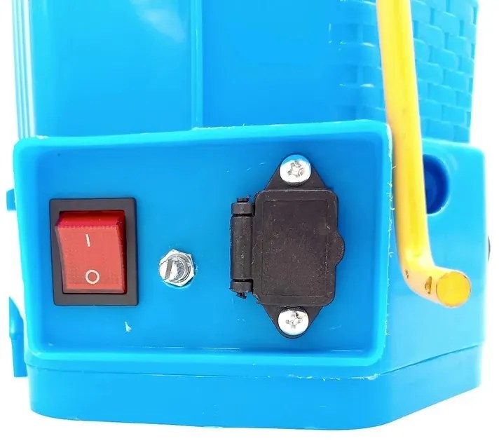 2 az 1-ben akkus permetező KF-16C-47 16 literes kapacitással, 5 különböző fejjel