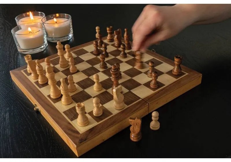 Procart Sakkjáték, 32 figura, méret 29,5 x 29,5 x 3,5 cm, fa tábla