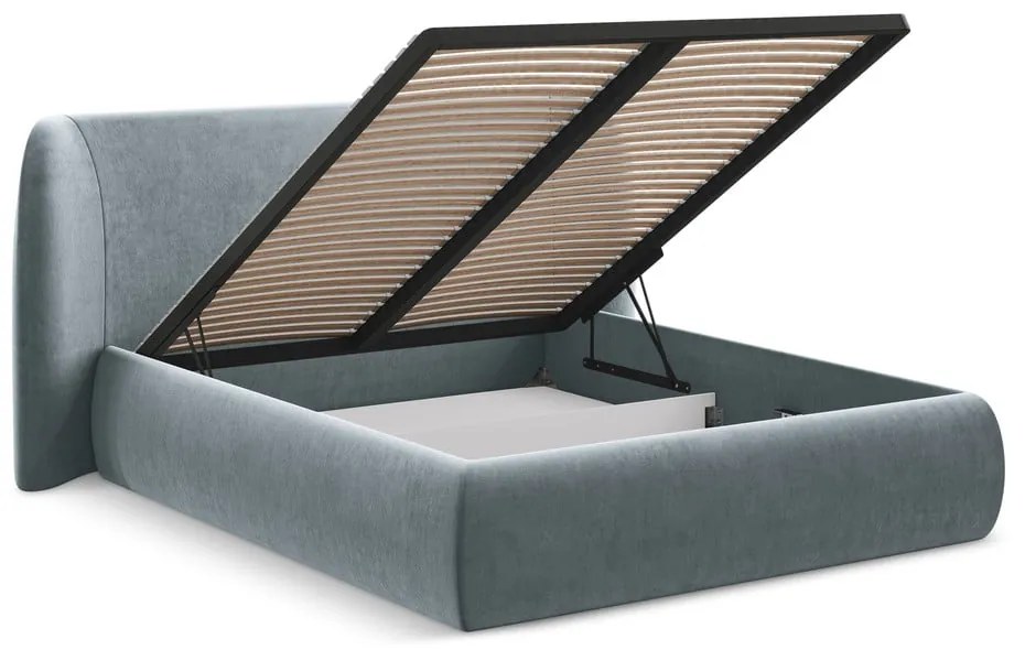 Világoskék kárpitozott ágyneműtartós franciaágy ágyráccsal 140x200 cm Hauke – Makamii