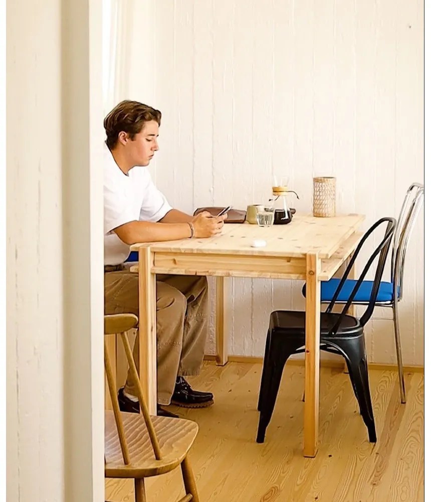 Borovi fenyő étkezőasztal 75x134 cm Tuck – Karup Design